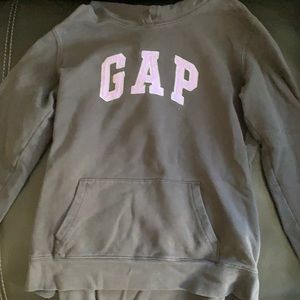 GAP sweater